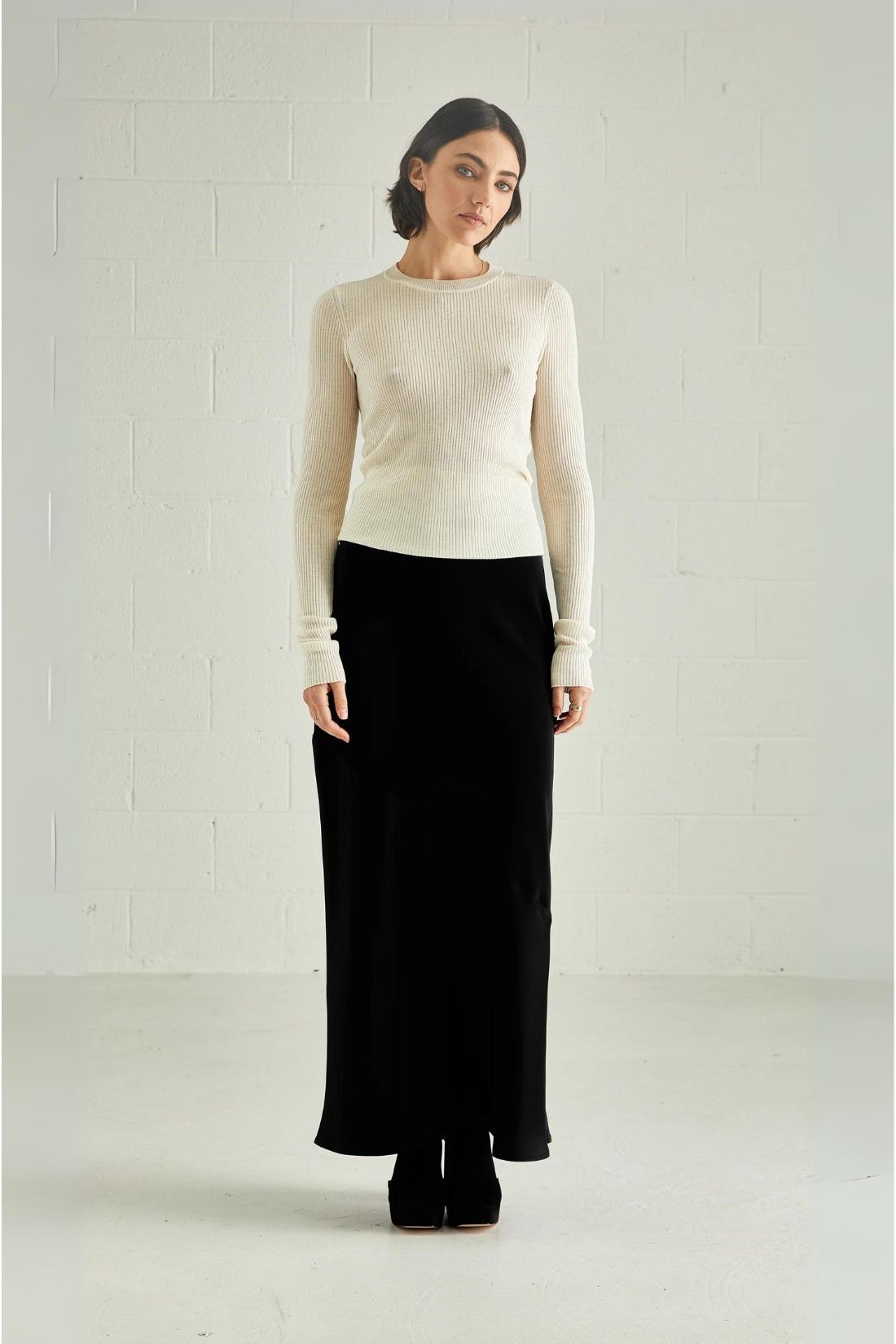 Signature Satin Bias Skirt 7/8 | Black