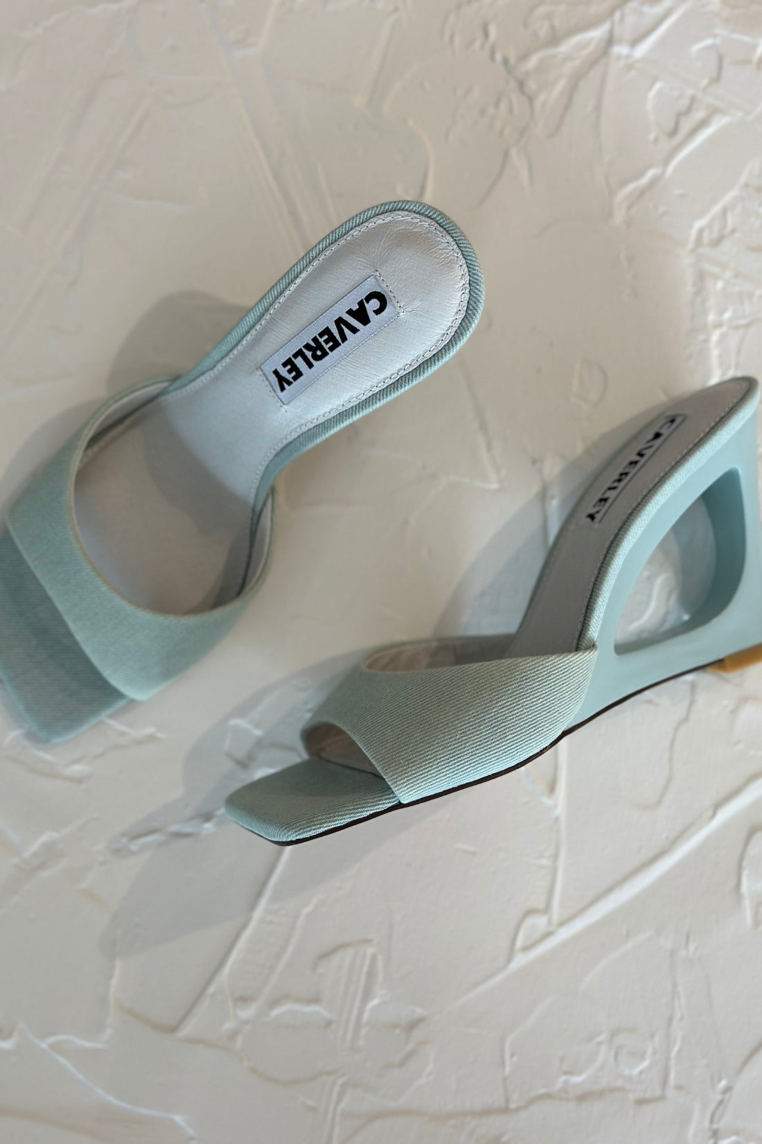 Ozi Wedge | Light Demin