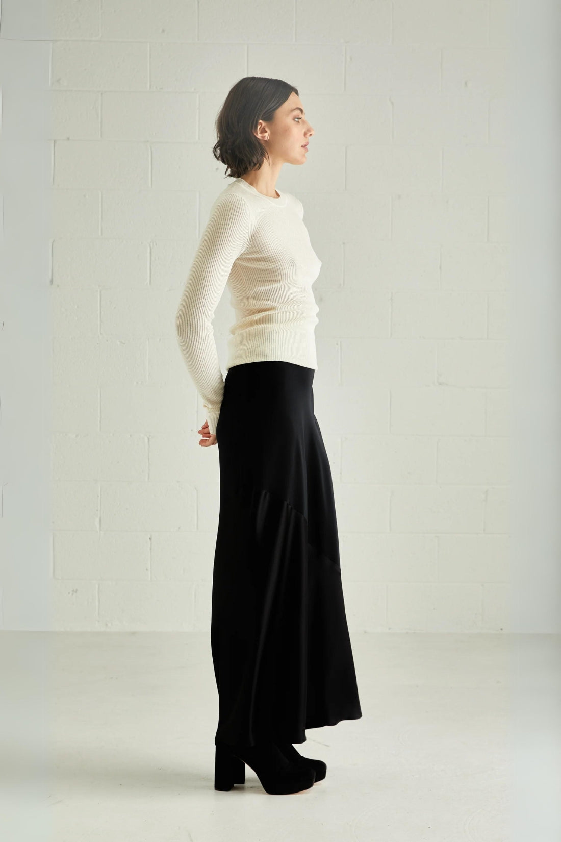 Signature Satin Bias Skirt 7/8 | Black