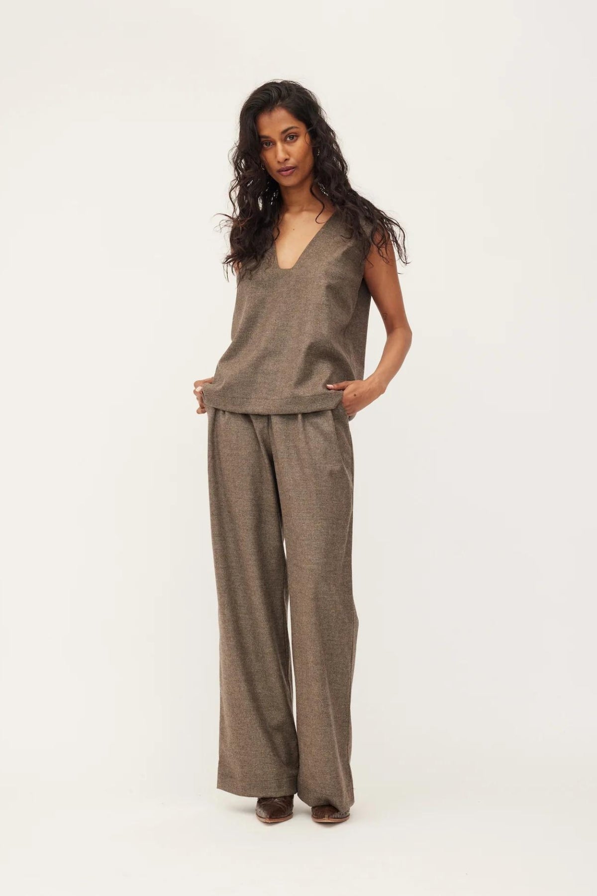 Valerie Vest | Biscuit Wool