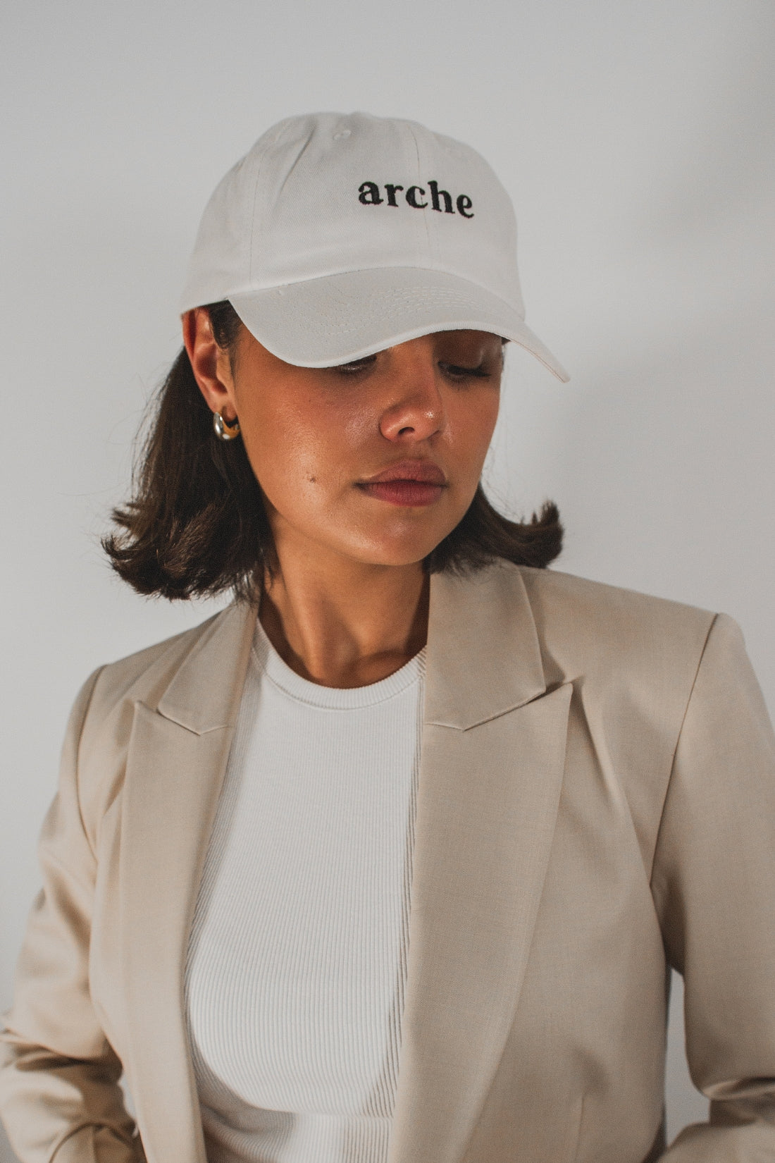 Arche Cap | White