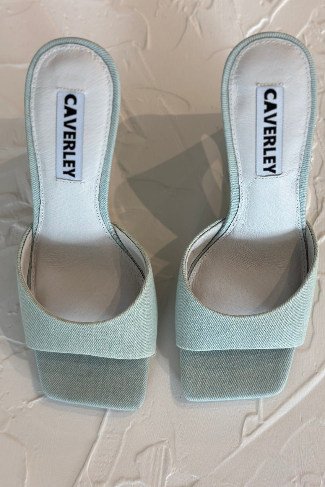Ozi Wedge | Light Demin