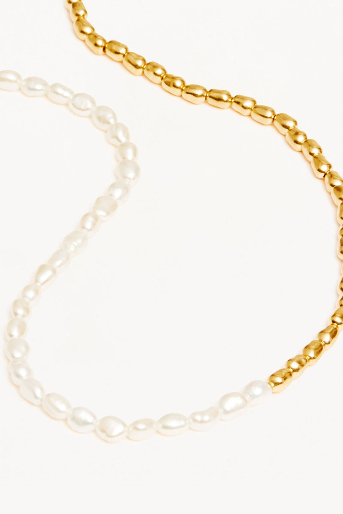 By Your Side Choker | Pearl