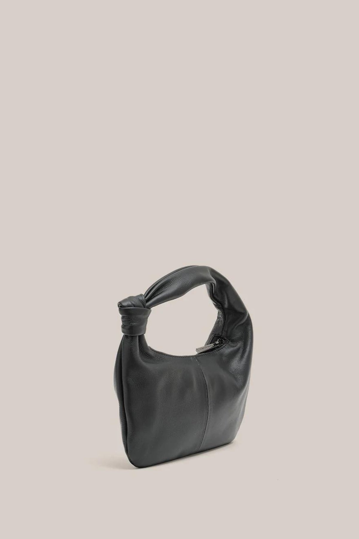 Allegra Mini Knot Crescent | Black